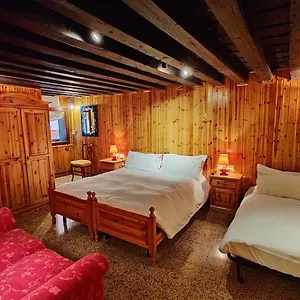Appartamento La Casa Del Pescatore: A Lovely Escape In Venice!!, Venezia