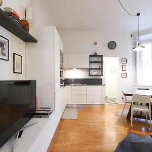 Primopiano - Ugo Bassi Appartamento Milano