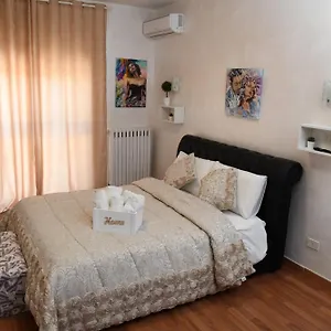 Casa Donna Di Cuori Alloggio in famiglia Fiumicino